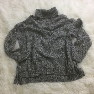 Old Navy gray turtleneck sweater
